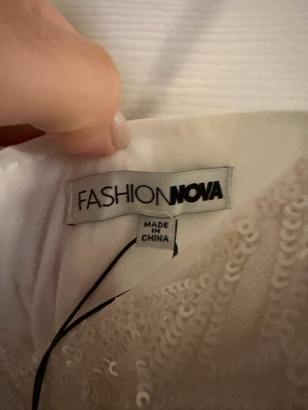 NWT Elegant White Embroidered Tulle Evening Dress - Picture 6 of 10